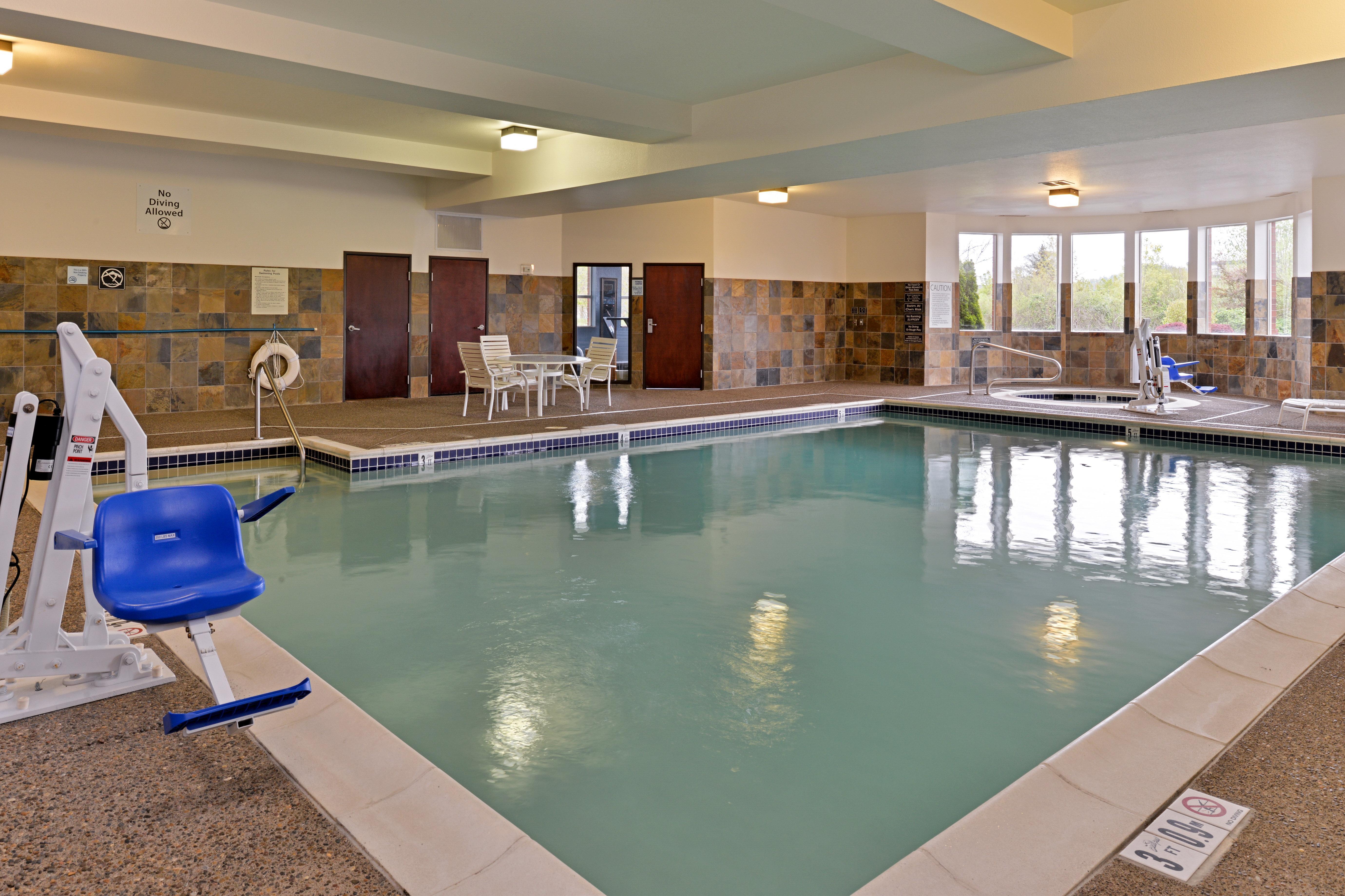 Holiday Inn Express Hotel & Suites Albany By Ihg Εξωτερικό φωτογραφία