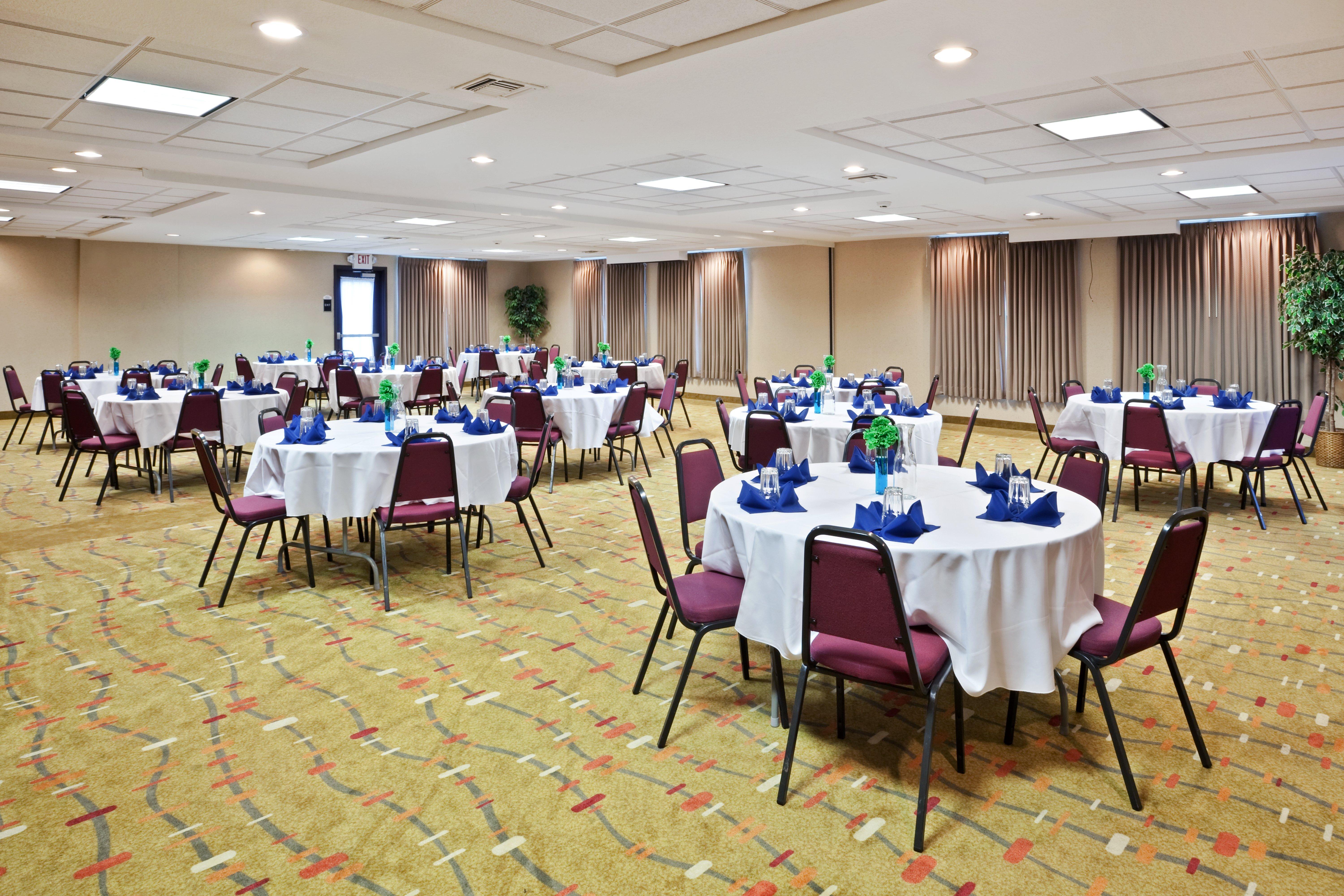 Holiday Inn Express Hotel & Suites Albany By Ihg Εξωτερικό φωτογραφία