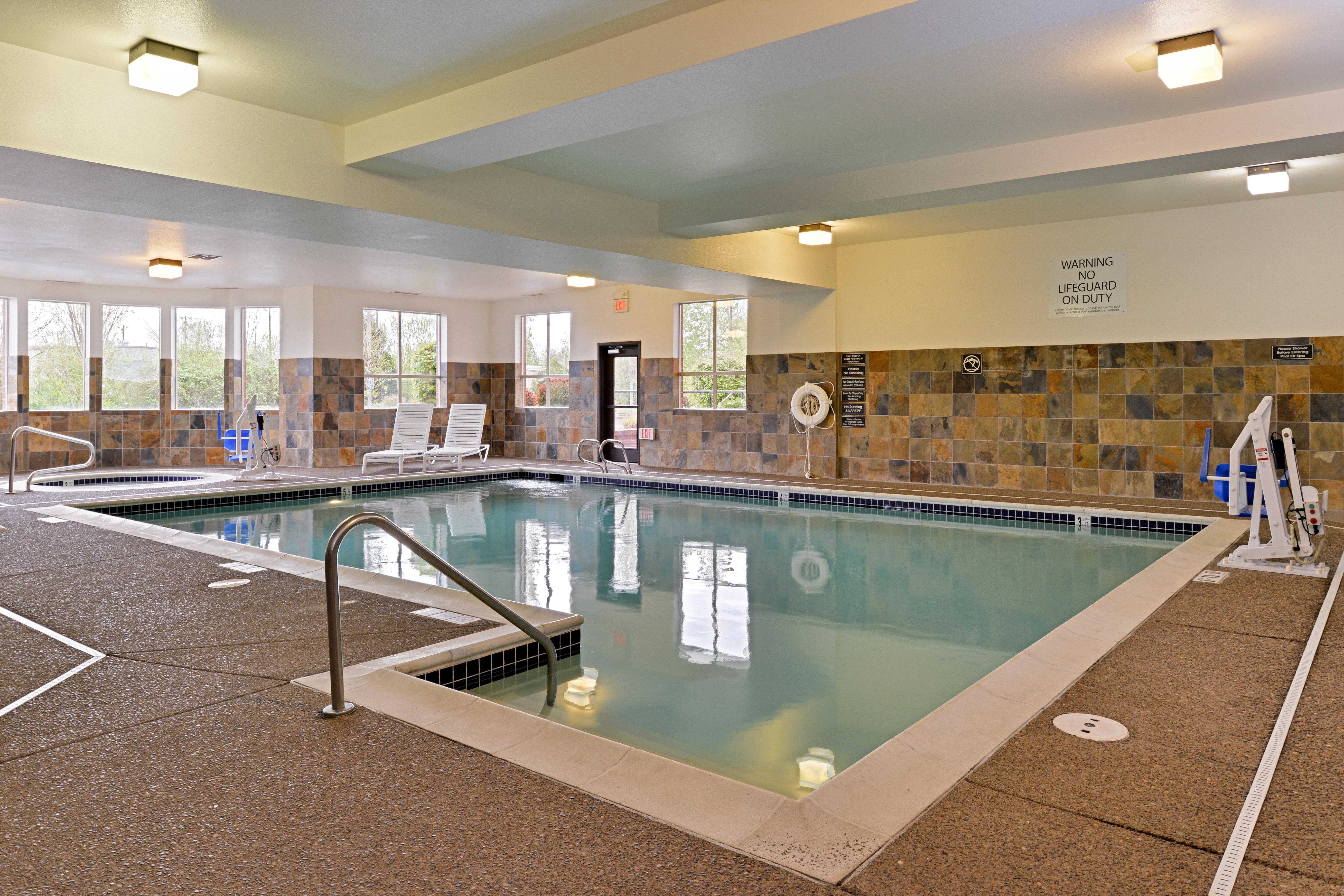 Holiday Inn Express Hotel & Suites Albany By Ihg Εξωτερικό φωτογραφία
